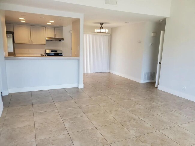 96 Lakeview Cir in Cathedral City, CA - Building Photo - Building Photo
