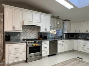 5824 E Montgomery Rd in Cave Creek, AZ - Building Photo - Building Photo