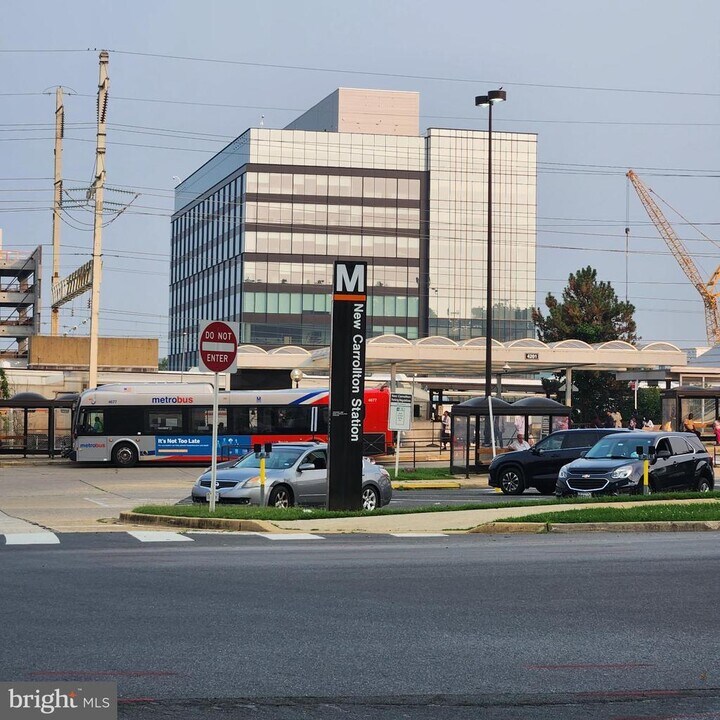 4126 Hanson Oaks Dr in Hyattsville, MD - Building Photo