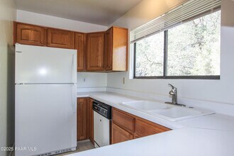 930 Old Stage Rd in Prescott, AZ - Building Photo - Building Photo