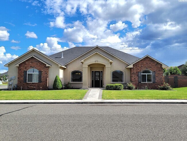 property at 439 Golden Dr