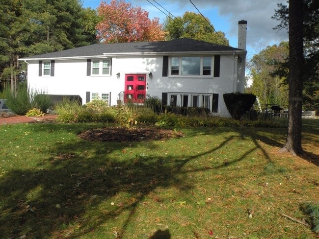 2 Williams St in Canton, MA - Building Photo - Building Photo