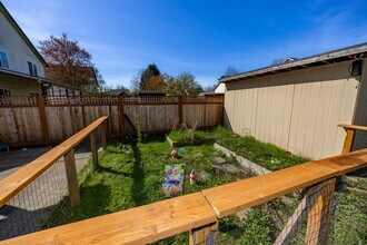 618 NW 27th Ave in Battle Ground, WA - Building Photo - Building Photo