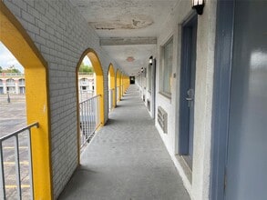 15919 East Fwy in Channelview, TX - Building Photo - Building Photo