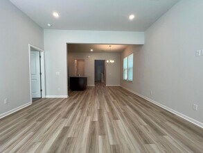 4008 Flatiron Dr in Charleston, SC - Foto de edificio - Building Photo