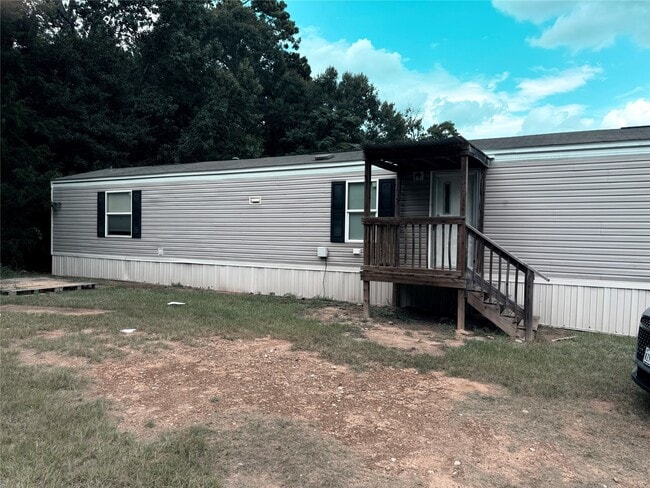 7648 TX-75 in Huntsville, TX - Building Photo - Building Photo