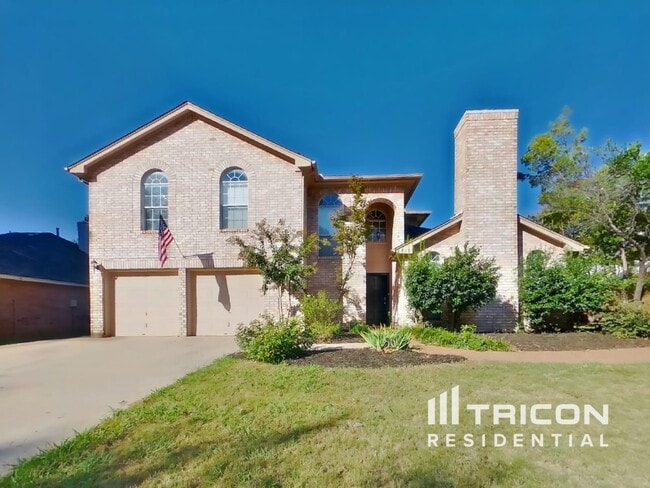 2817 Laurel Hill Dr in Flower Mound, TX - Foto de edificio - Building Photo
