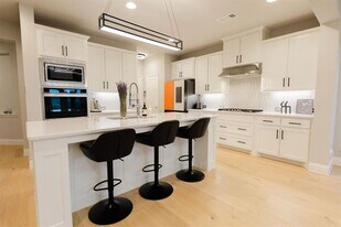 3552 Damsel Brooke St in Lewisville, TX - Building Photo