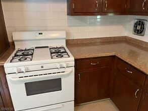 38 Park St in Wanaque, NJ - Building Photo - Building Photo