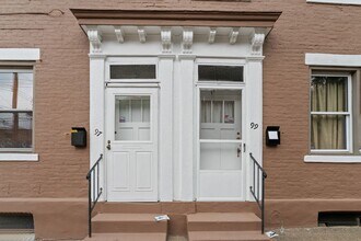 97-99 S 11th St in Pittsburgh, PA - Building Photo - Building Photo