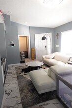 6039 White Sails Dr in Wesley Chapel, FL - Building Photo - Building Photo