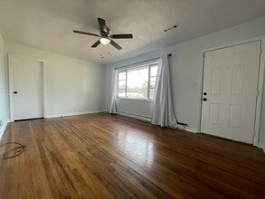 1920 Charlton Dr in Dothan, AL - Foto de edificio - Building Photo