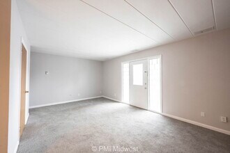 324 Progress Rd in Shelbyville, IN - Building Photo - Building Photo