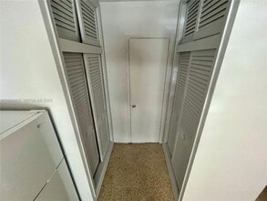 15831 SW 100th Ct in Miami, FL - Building Photo - Building Photo