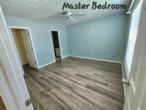 2127 Winter Moss Ln in Wilmington, NC - Foto de edificio - Building Photo