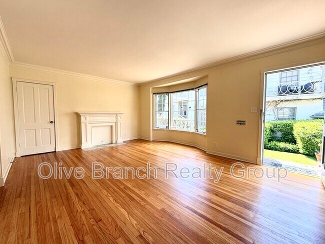 4036 Los Feliz Blvd in Los Angeles, CA - Building Photo - Building Photo