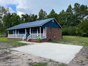 169 Cooper Ln in Hinesville, GA - Building Photo - Building Photo