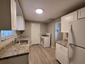 2273-2275 Pauline Ave-Unit -2273 in Pittsburgh, PA - Building Photo - Building Photo