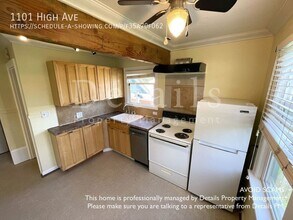 1101 High Ave in Bremerton, WA - Building Photo - Building Photo