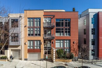 2351 Champlain St NW in Washington, DC - Building Photo - Building Photo