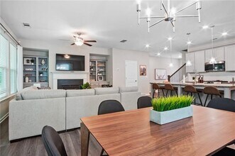 3335 Park Pointe Cir in Scottdale, GA - Building Photo - Building Photo