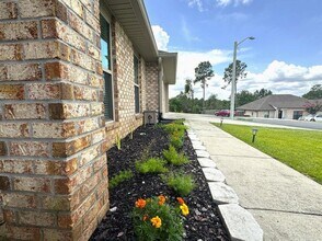 300 Cassady Ln in Crestview, FL - Building Photo - Building Photo