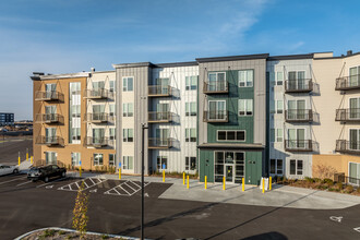 Wicklowe Apartments in Rosemount, MN - Building Photo - Building Photo