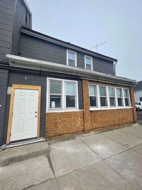 1305 Bailey Ave in Buffalo, NY - Building Photo