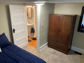 1245 Van Dorn St in Lincoln, NE - Foto de edificio - Building Photo