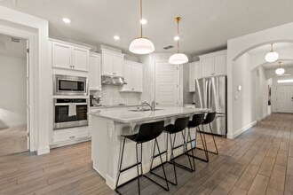 2853 Monaghan Dr in Ormond Beach, FL - Foto de edificio - Building Photo