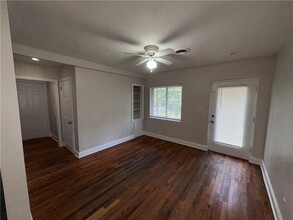 2045 La Dawn Ln NW in Atlanta, GA - Building Photo - Building Photo