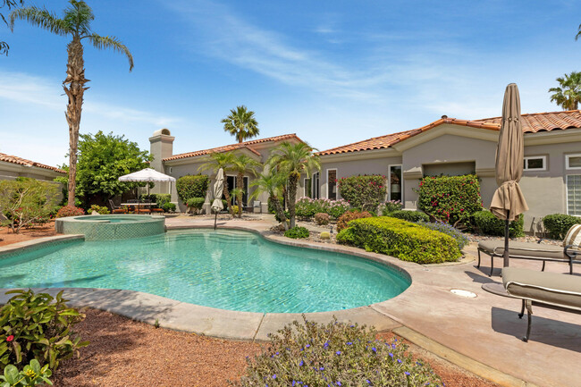 property at 761 Dove Run Cir