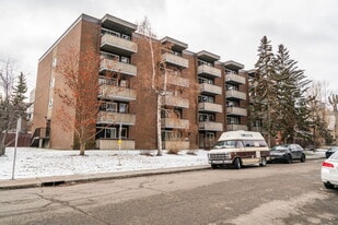 903-903 19 Ave SW in Calgary, AB - Building Photo