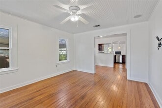 1800 Waterston Ave in Austin, TX - Building Photo - Building Photo