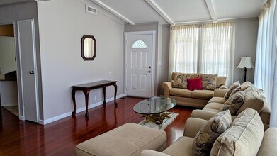 73530 Red Cir in Palm Desert, CA - Foto de edificio - Building Photo