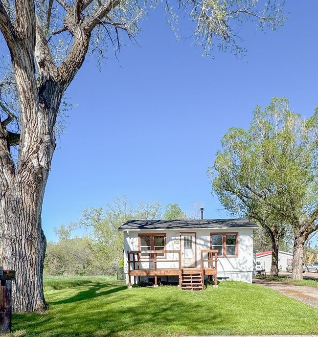 property at 2056 Frackleton St