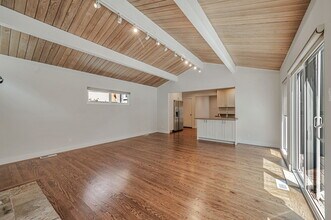 72 Robinson Dr in Daly City, CA - Building Photo - Building Photo