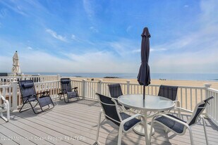 61 Beach Front in Manasquan, NJ - Building Photo