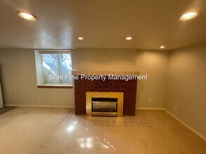 310 N Shilling Ave in Blackfoot, ID - Building Photo - Building Photo
