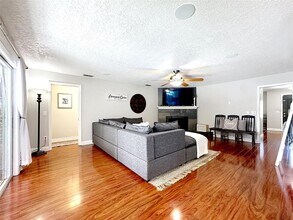 341 W Hornbeam Dr in Longwood, FL - Building Photo - Building Photo
