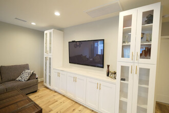 15848 Osborne St, Unit 15848 in North Hills, CA - Building Photo - Building Photo