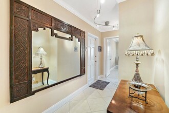 1001 E Camino Real-Unit -3070 in Boca Raton, FL - Building Photo - Building Photo