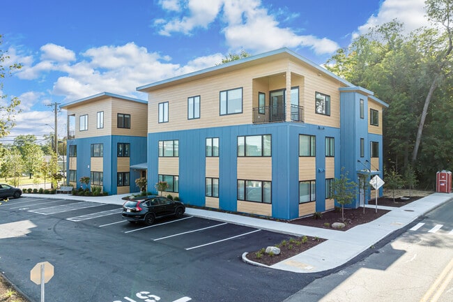 60 Prince Street in Northampton, MA - Foto de edificio - Building Photo