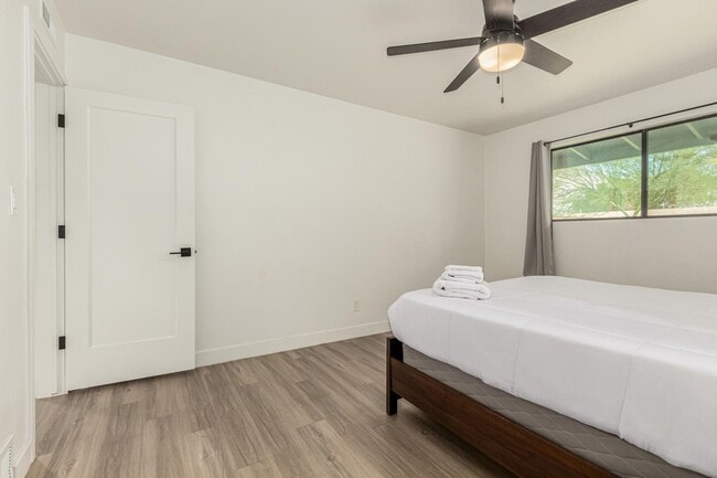 6616 E Avalon Dr in Scottsdale, AZ - Building Photo - Building Photo