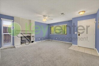 7005 Woodside Dr in Sacramento, CA - Building Photo - Building Photo