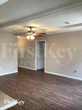 10127 Carlow Ln in La Porte, TX - Building Photo - Building Photo