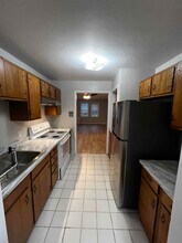 5098 Main St in Onekama, MI - Foto de edificio - Building Photo