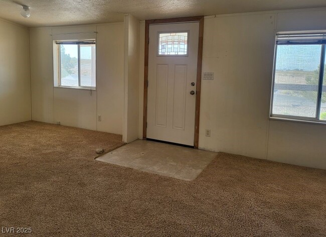 1220 E Bell Vis Ave in Pahrump, NV - Building Photo - Building Photo