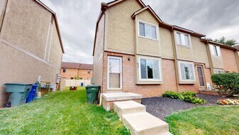 6468 Cranston Way in Dublin, OH - Building Photo