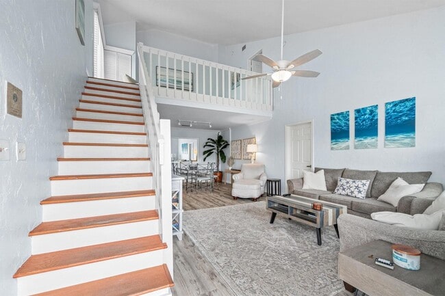 470 Bella Vista Ct N in Jupiter, FL - Building Photo - Building Photo